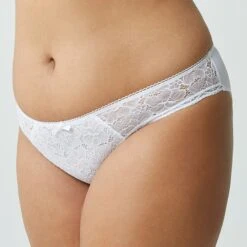 Slip Star White Luccia -Bestform Soldes Boutique BL02409 016 WEB 1 759188a8 7cf2 4183 be5d 5e27126f2e8c