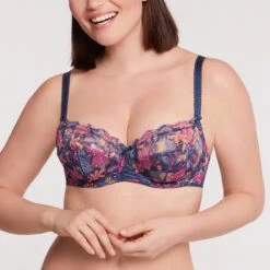 Soutien-gorge Emboîtant Avec Armatures Marine Imprimé Luccia Swing 6 Soutien-gorge Emboîtant Avec Armatures Marine Imprimé Luccia Swing -Bestform Soldes Boutique BL14459 9BA WEB 11 1f55568b 069c 4ed5 b5db 1d7241d25b0f