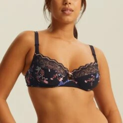 Soutien-gorge Emboîtant Avec Armatures Noir Gold LUCCIA TWIST -Bestform Soldes Boutique BL14609 9N5 WEB 11