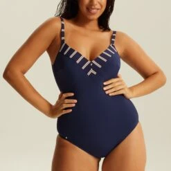 Maillot Une Pièce Sans Armatures Marine Précieux TAVOLARA -Bestform Soldes Boutique CS71103 A27 WEB 11