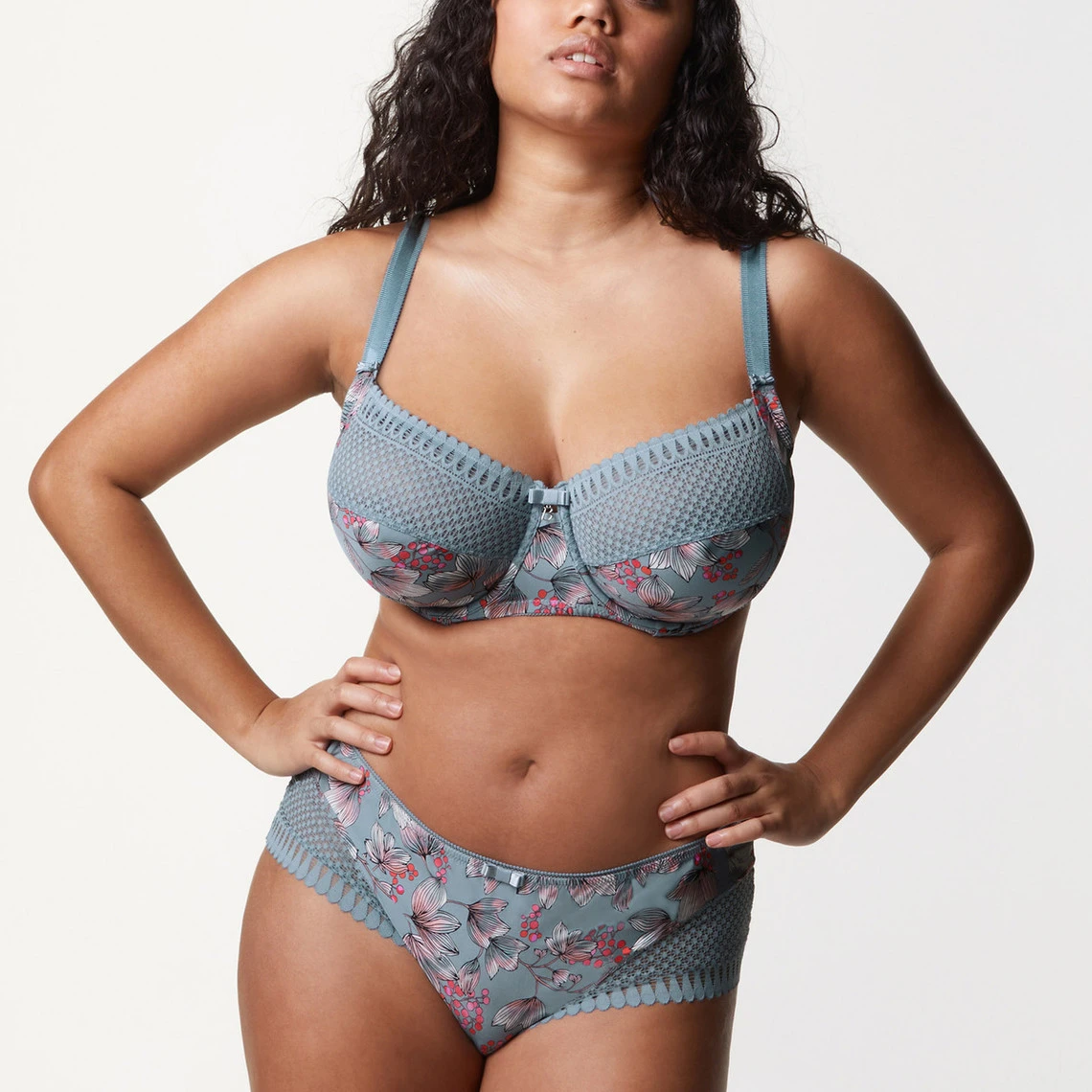 Bestform Soutien-gorge Emboitant à Armatures - Bleu | 3 SUISSES 6 Bestform Soutien-gorge Emboitant à Armatures - Bleu | 3 SUISSES – Image 6