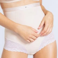 Bestform Culotte Taille Haute Beige