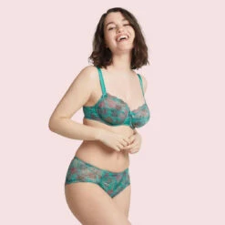 Shorty - Bleu Bestform | 3 SUISSES 7 Shorty - Bleu Bestform | 3 SUISSES -Bestform Soldes Boutique shorty bleu 3369342 4 1140x1140