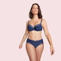 Shorty - Bleu Bestform | 3 SUISSES 7 Shorty - Bleu Bestform | 3 SUISSES -Bestform Soldes Boutique shorty bleu 3369372 4 1140x1140