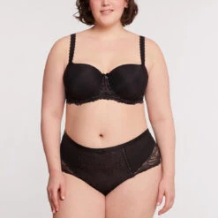 Bestform Soutien-gorge Balconnet Armatures Avec Bretelles Amovibles - Noir | 3 SUISSES -Bestform Soldes Boutique soutien gorge balconnet armatures avec bretelles amovibles noir 3412464 5 1140x1140