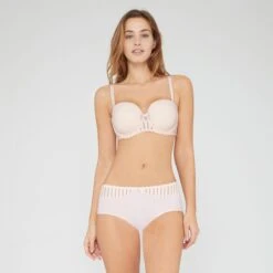 Bestform Soutien-gorge Bandeau Nacre | Bandeau 3 SUISSES -Bestform Soldes Boutique soutien gorge bandeau nacre 271129 3 1200x1200