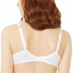 Bestform Soutien-Gorge Classique Blanc | Emboîtant 3 SUISSES 6 Bestform Soutien-Gorge Classique Blanc | Emboîtant 3 SUISSES -Bestform Soldes Boutique soutien gorge classique blanc 223660 2 1200x1200