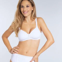 Soutien-gorge Emboitant Sans Armatures Bestform Blanc | 3 SUISSES 7 Soutien-gorge Emboitant Sans Armatures Bestform Blanc | 3 SUISSES -Bestform Soldes Boutique soutien gorge emboitant sans armatures blanc 2889917 3 1140x1140