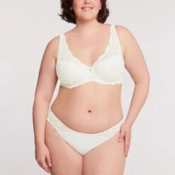 Bestform Soutien-gorge Plongeant Armatures Ivoire | Foulard 3 SUISSES 15 Bestform Soutien-gorge Plongeant Armatures Ivoire | Foulard 3 SUISSES -Bestform Soldes Boutique soutien gorge plongeant armatures ivoire 1227289 8 1140x1140